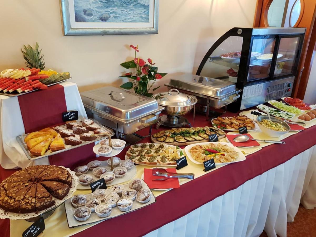 Villa Kastel Povljana Bagian luar foto
